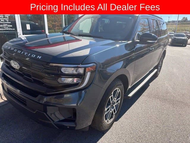 2026 Ford Expedition Max Active — photo 1 of 10