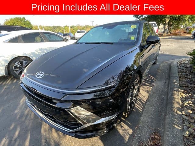 2025 Hyundai Sonata Hybrid SEL — photo 1 of 13