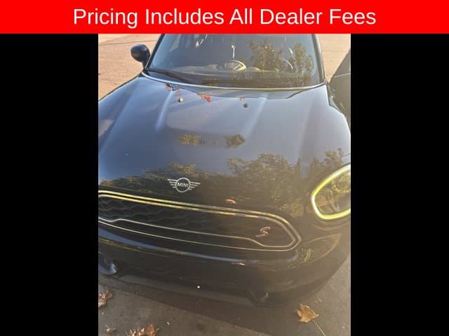 2020 Mini Countryman Base — photo 1 of 10