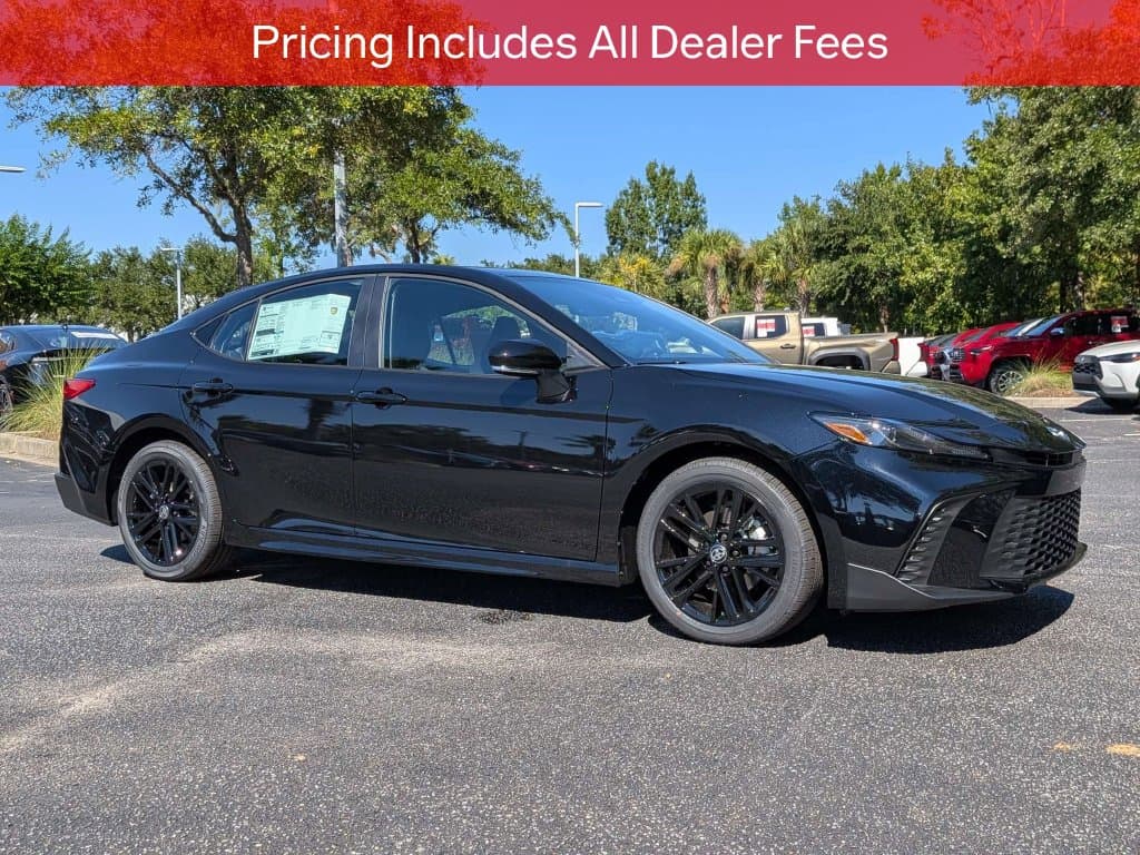 2026 Toyota Camry SE — photo 1 of 51