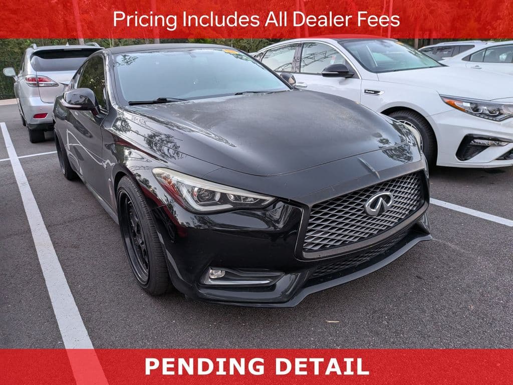 2018 INFINITI Q60 Base — photo 1 of 10