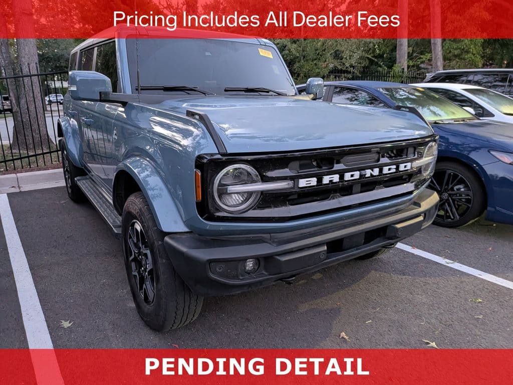 2024 Ford Bronco Outer Banks — photo 1 of 10