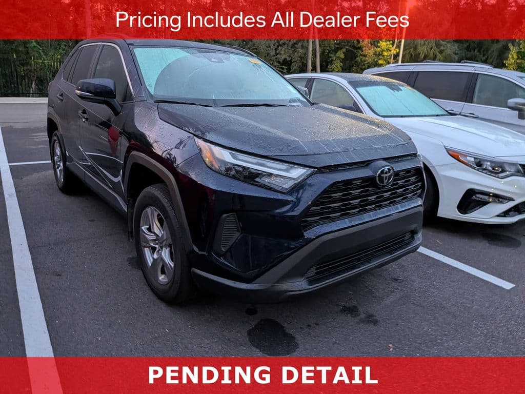 2025 Toyota RAV4 XLE — photo 1 of 11