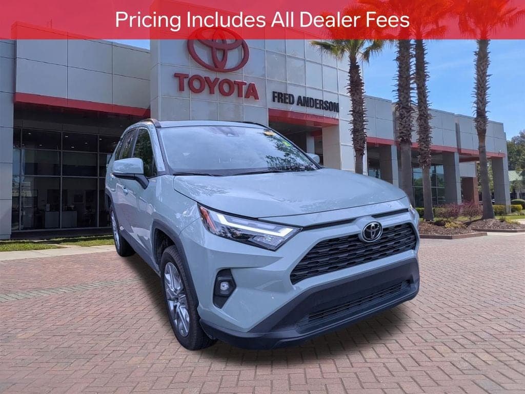 2023 Toyota RAV4 XLE Premium — photo 1 of 31