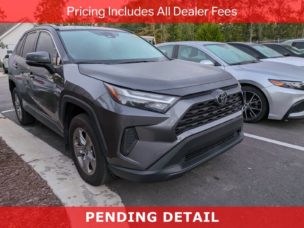 2025 Toyota RAV4 XLE — photo 1 of 33