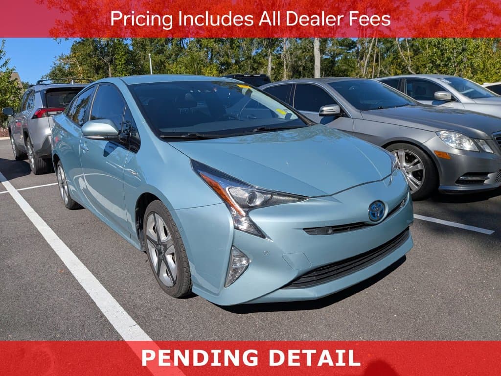 2016 Toyota Prius Four Touring — photo 1 of 11