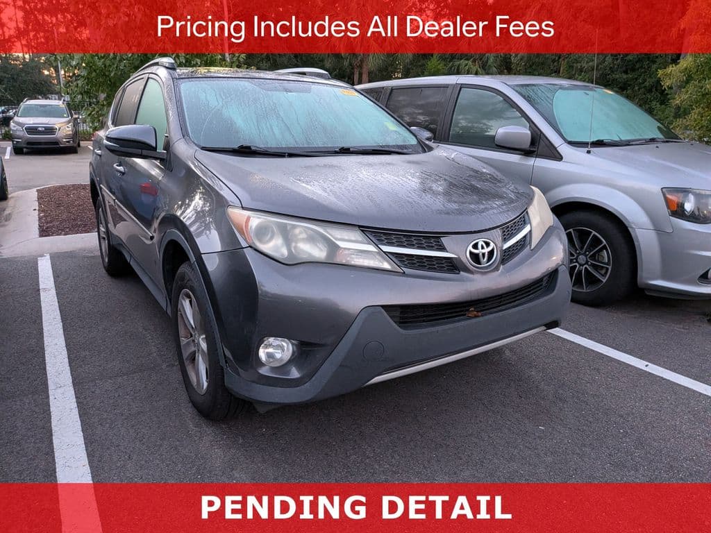 2014 Toyota RAV4 XLE — photo 1 of 11