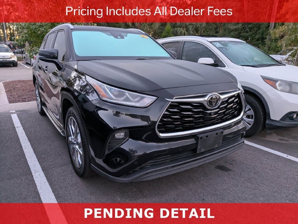 2021 Toyota Highlander Limited — photo 1 of 11