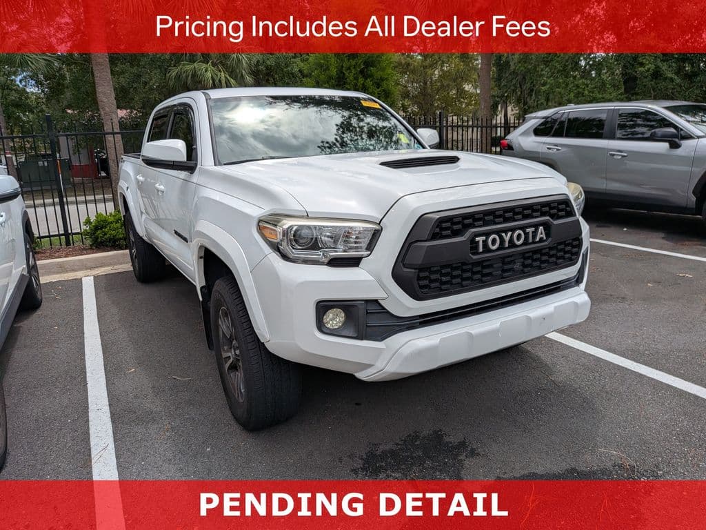 2017 Toyota Tacoma TRD Sport — photo 1 of 11