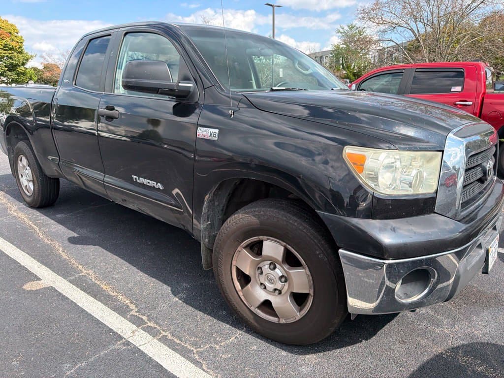 2008 Toyota Tundra 4WD Truck SR5 — photo 1 of 6
