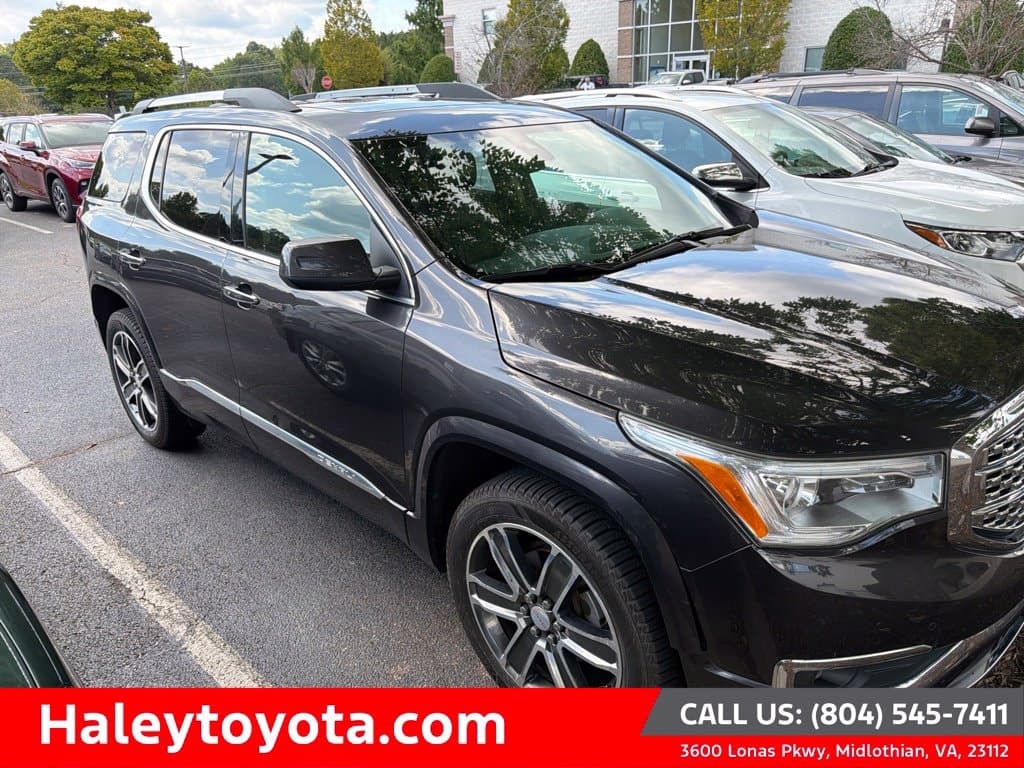 2019 GMC Acadia Denali — photo 1 of 6