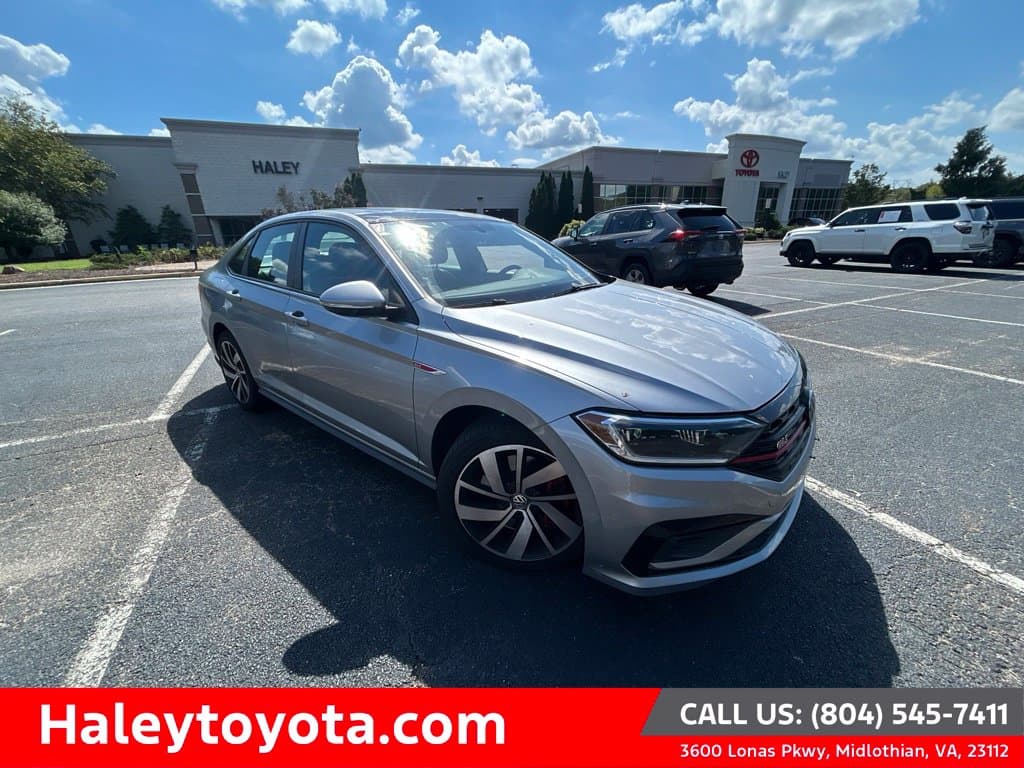 2019 Volkswagen Jetta GLI S — photo 1 of 8
