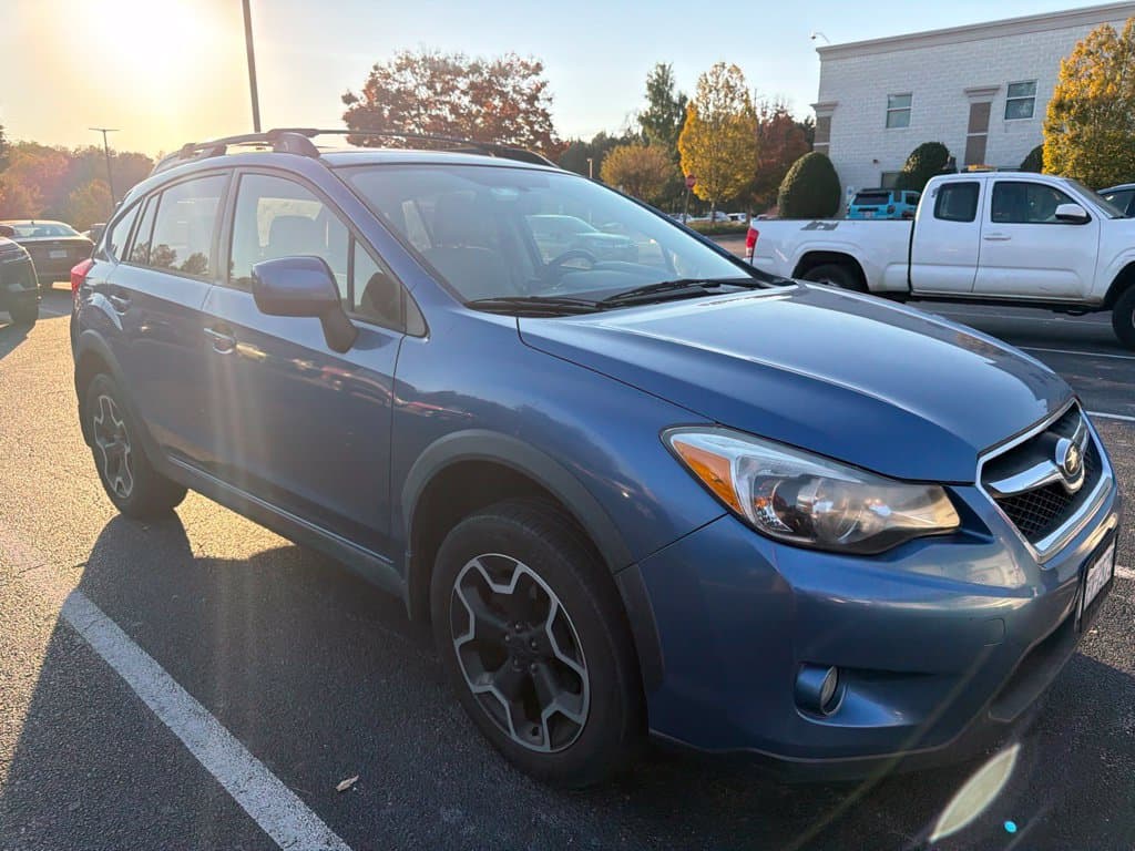 2014 Subaru XV Crosstrek Base — photo 1 of 5
