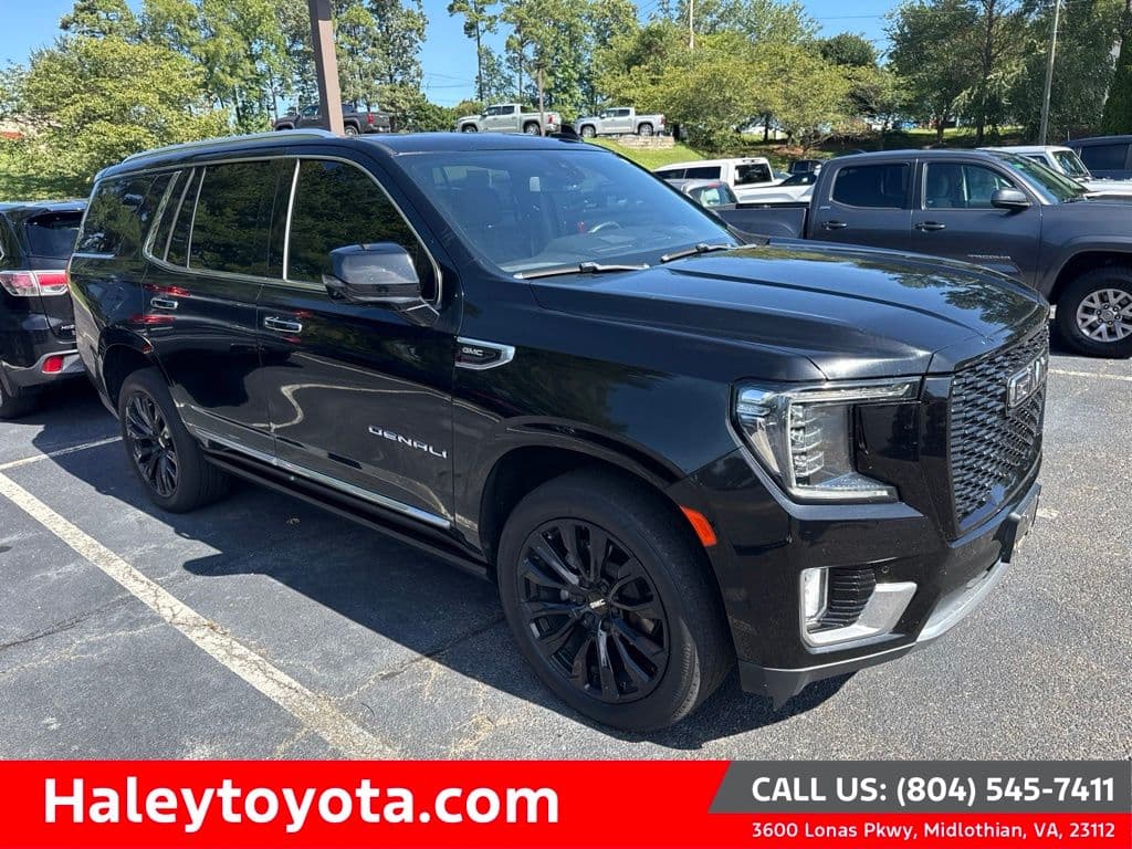 2022 GMC Yukon Denali — photo 1 of 16