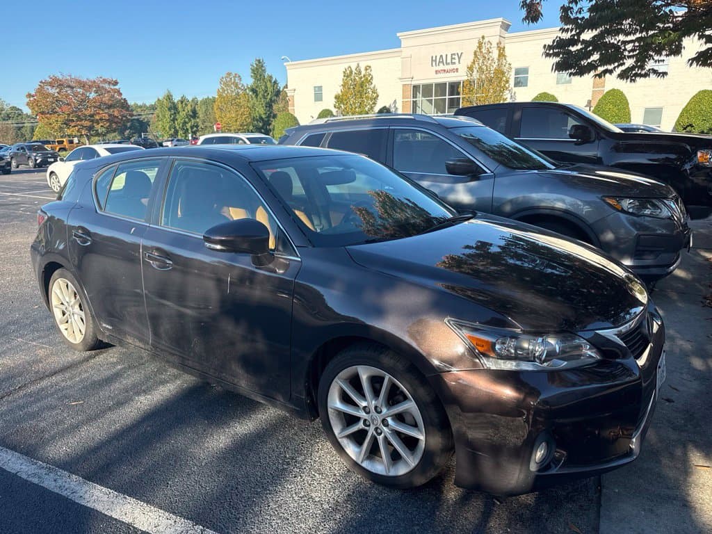 2013 Lexus CT 200h Base — photo 1 of 5