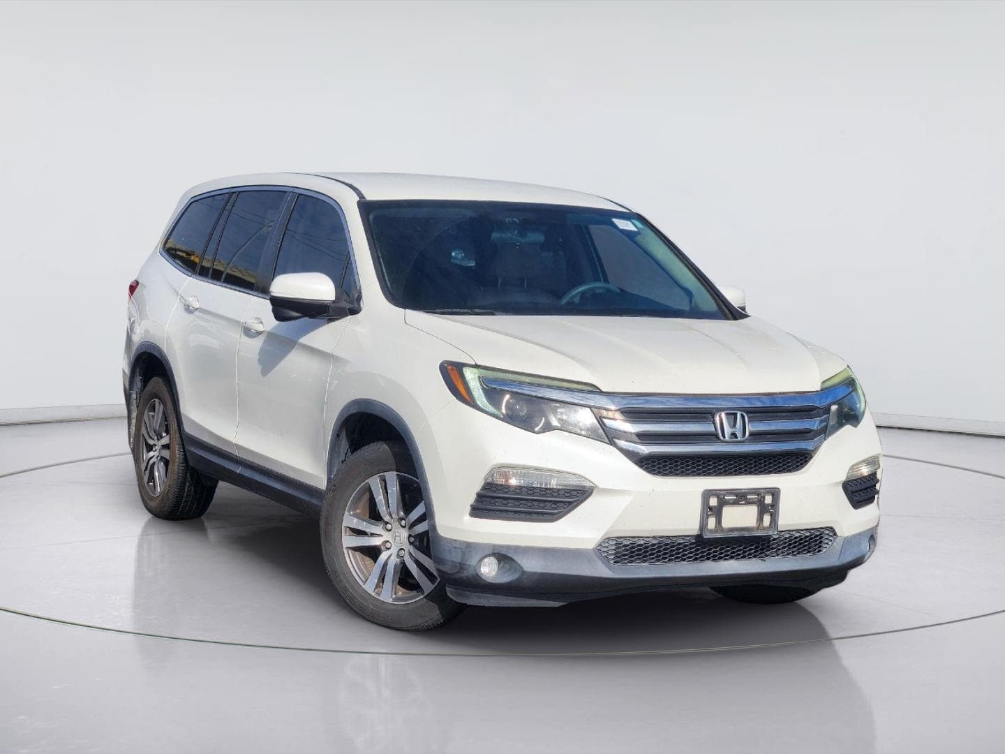 2018 Honda Pilot EX — photo 1 of 28