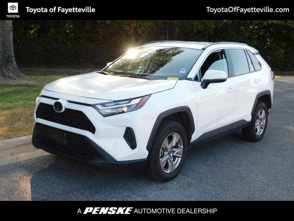 2025 Toyota RAV4 XLE — photo 1 of 11