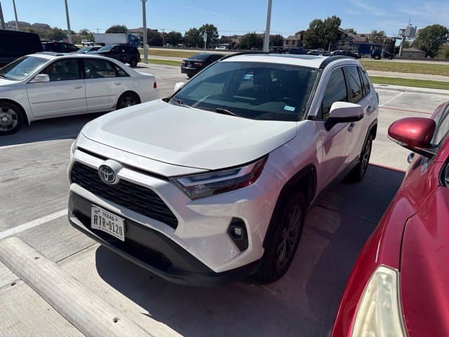 2022 Toyota RAV4 Hybrid XLE Premium — photo 1 of 7