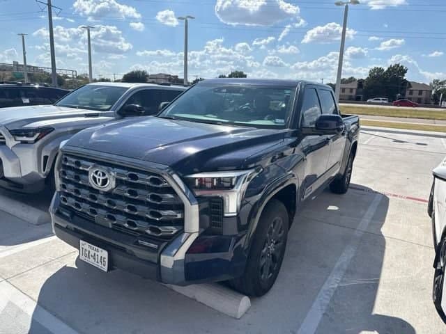 2023 Toyota Tundra 4WD Base — photo 1 of 7