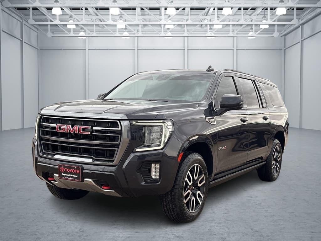 2023 GMC Yukon XL AT4 — photo 1 of 20