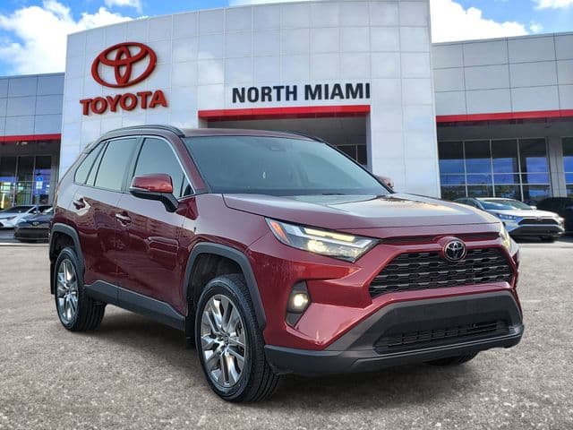 2024 Toyota RAV4 XLE Premium — photo 1 of 21