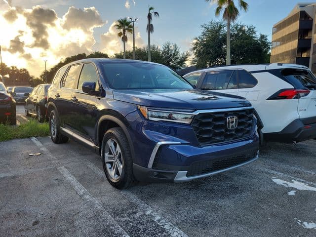 2025 Honda Pilot EX-L — photo 1 of 4