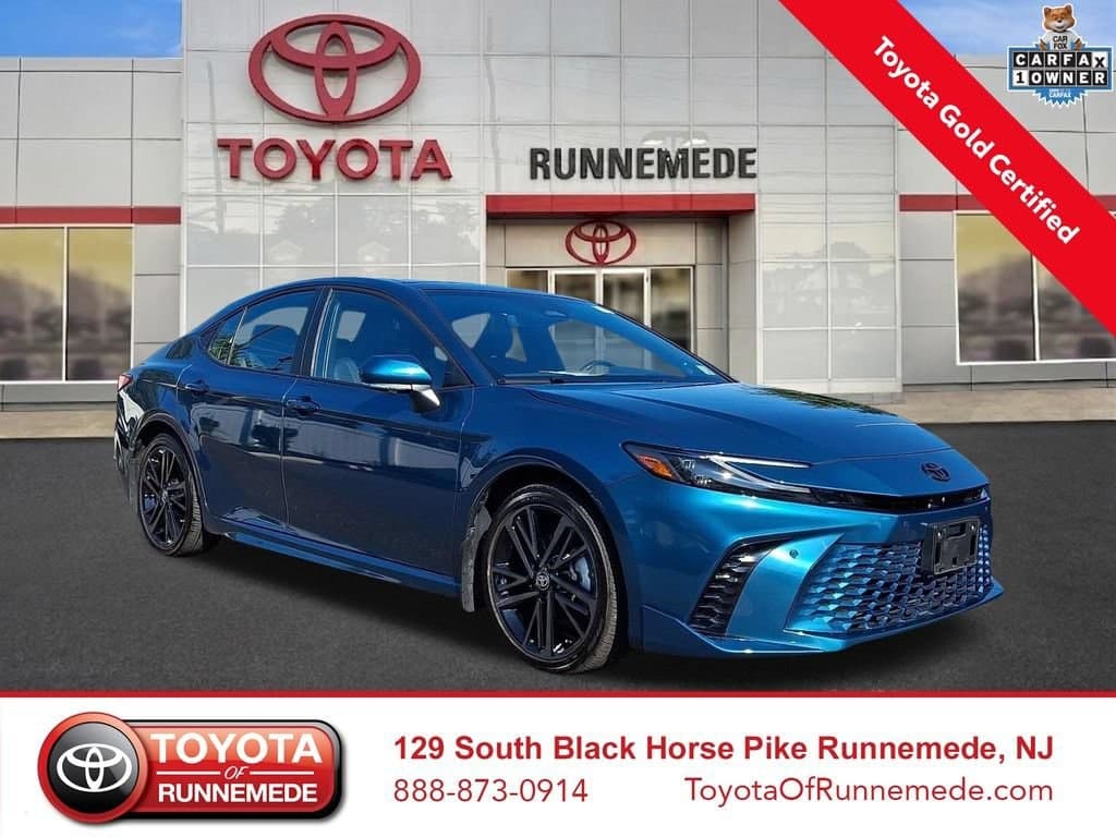2025 Toyota Camry XSE — photo 1 of 34