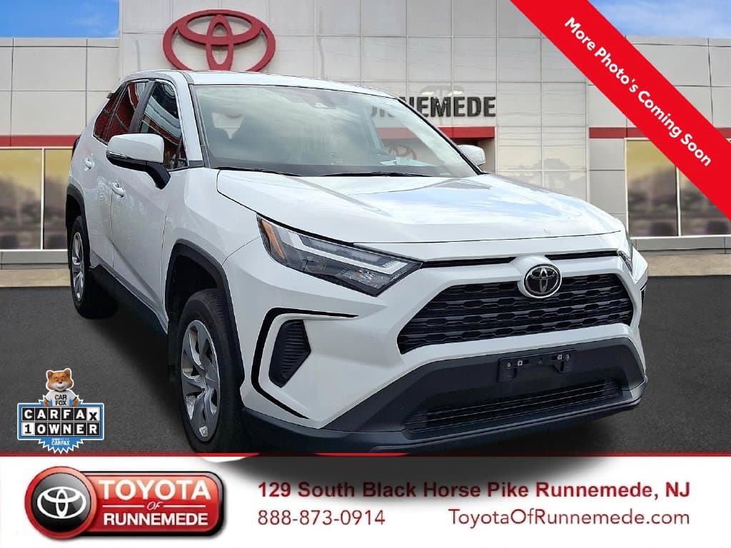 2024 Toyota RAV4 LE — photo 1 of 22