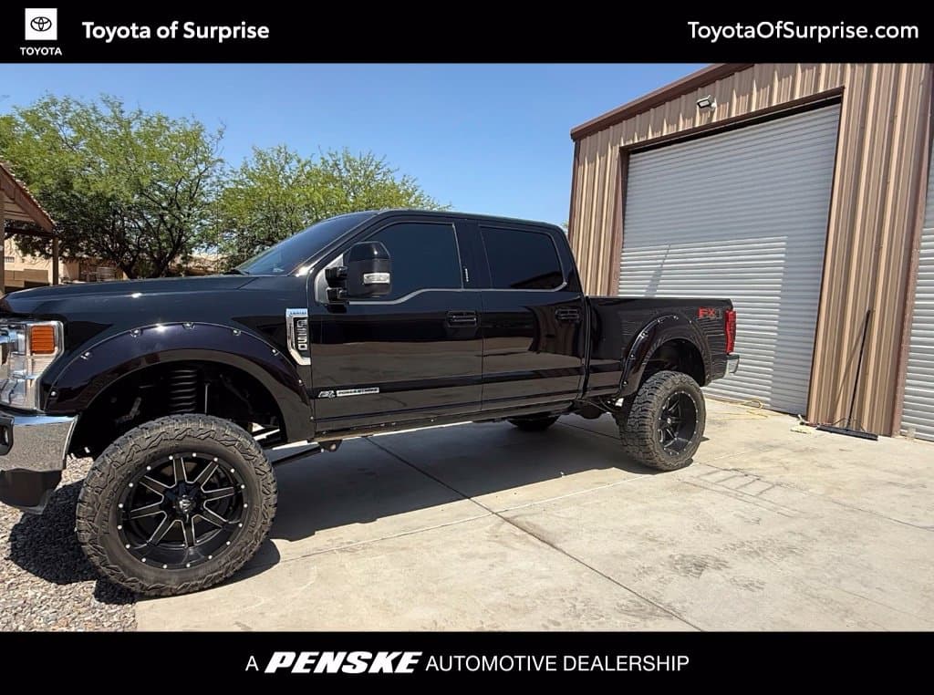 2021 Ford Super Duty F-250 SRW LARIAT — photo 1 of 10