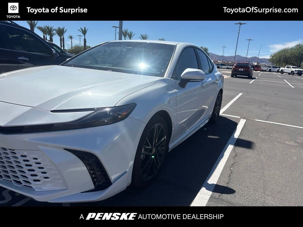 2025 Toyota Camry XSE — photo 1 of 14