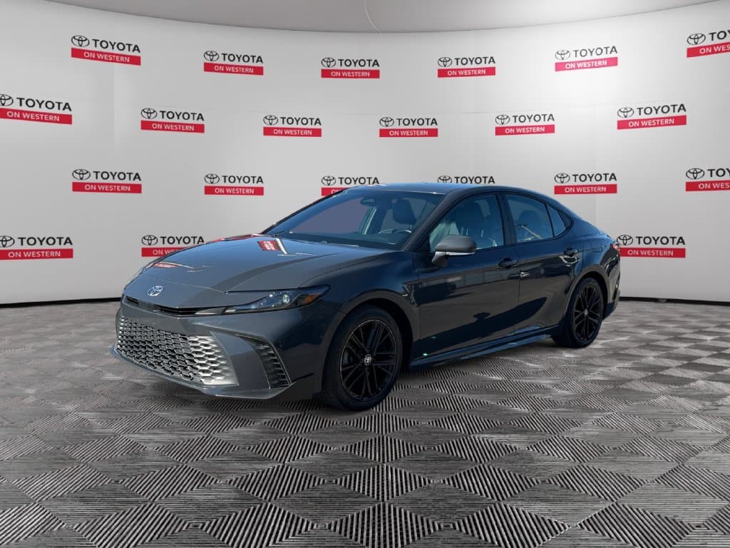 2025 Toyota Camry SE — photo 1 of 38