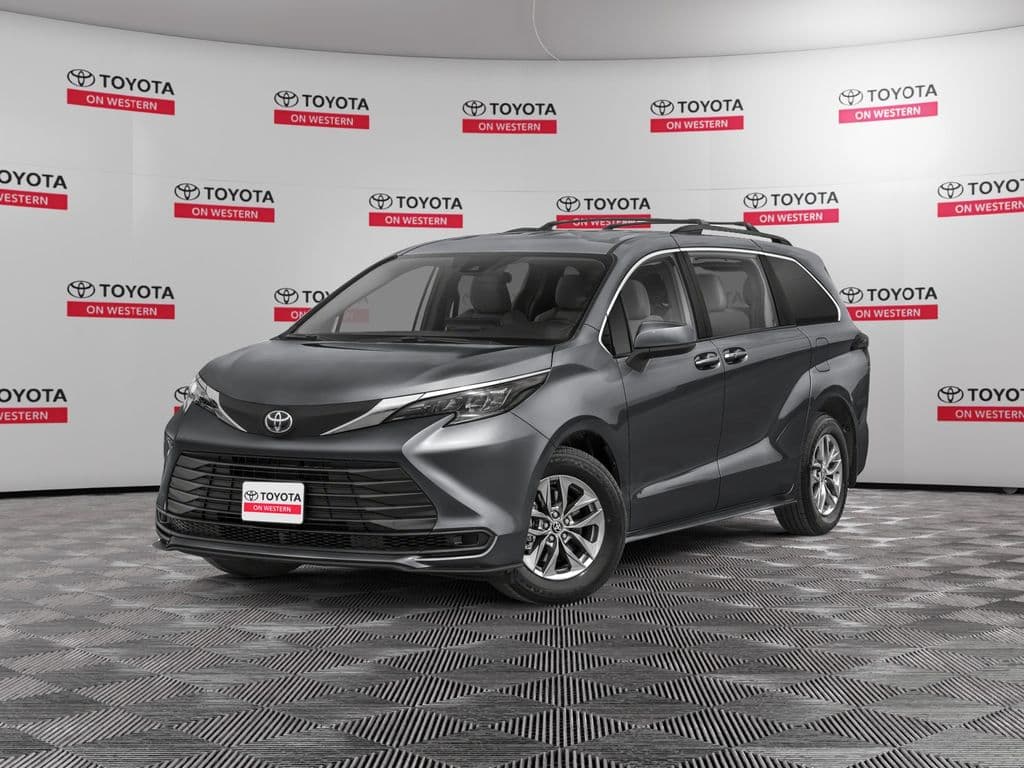 2026 Toyota Sienna LE — photo 1 of 32
