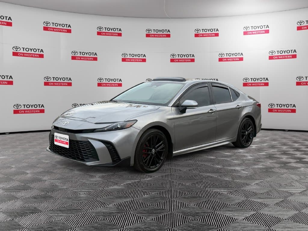 2025 Toyota Camry SE — photo 1 of 39