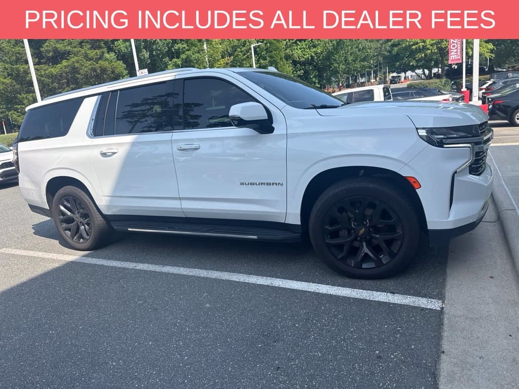 2021 Chevrolet Suburban LT — photo 1 of 15