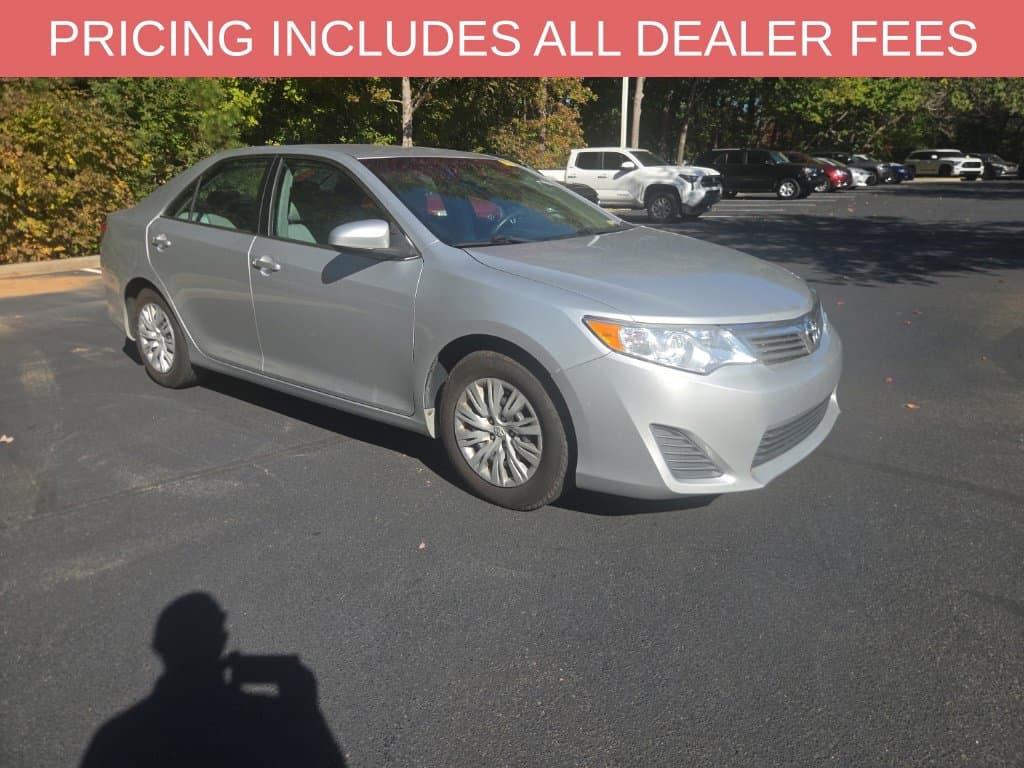 2014 Toyota Camry L — photo 1 of 13