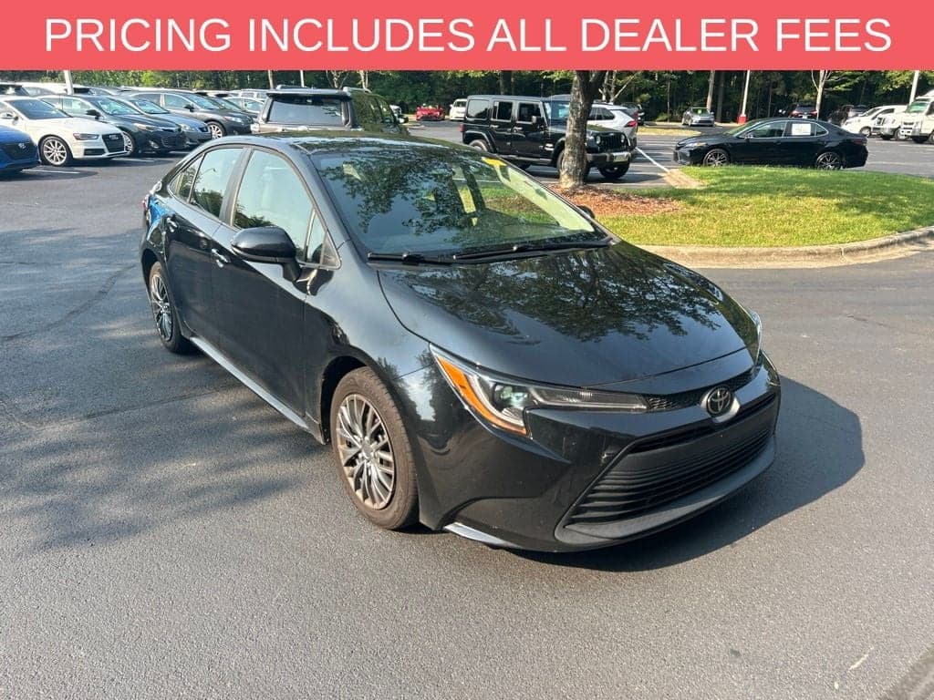2023 Toyota Corolla LE — photo 1 of 16
