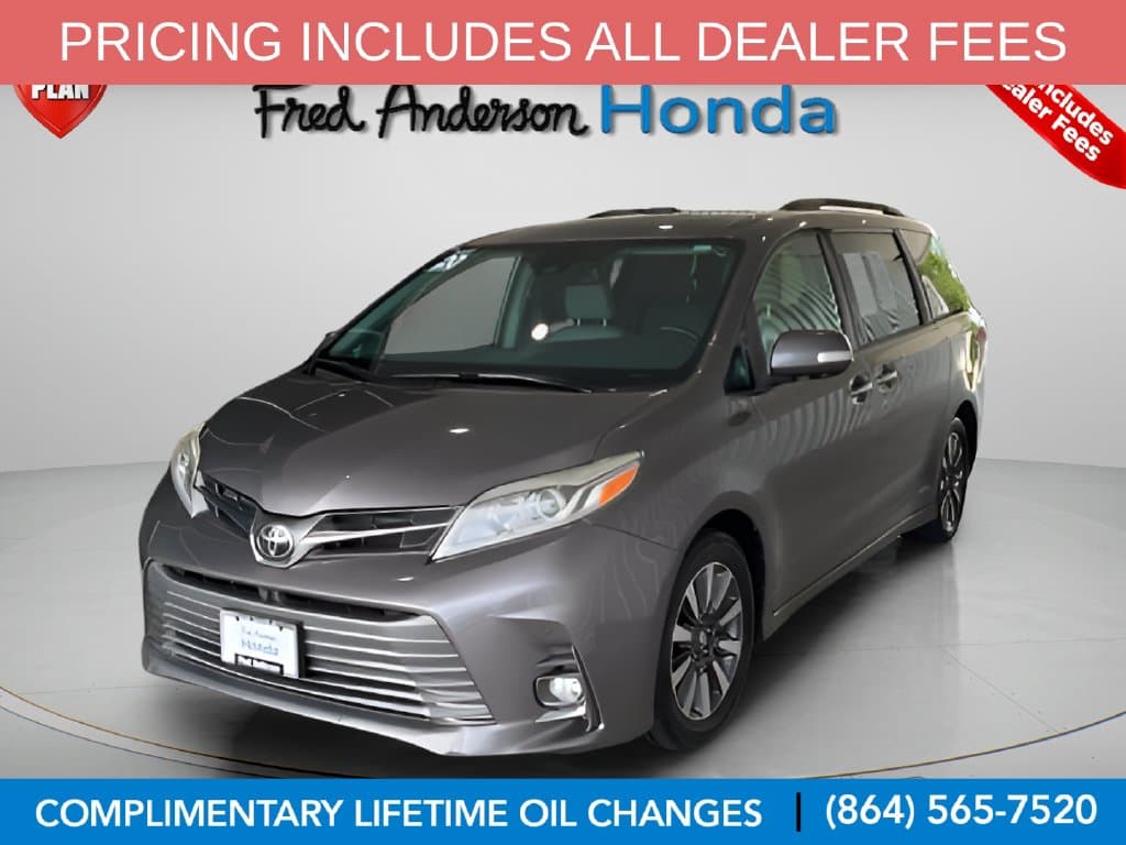 2020 Toyota Sienna Limited Premium — photo 1 of 29