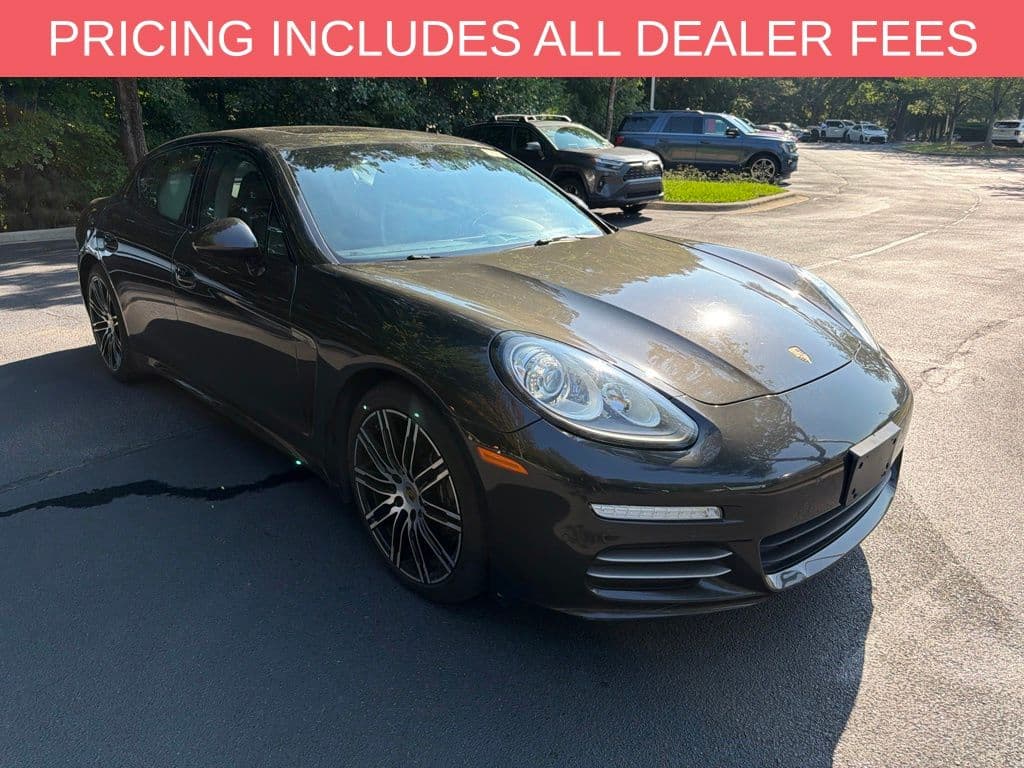 2016 Porsche Panamera 4 — photo 1 of 18
