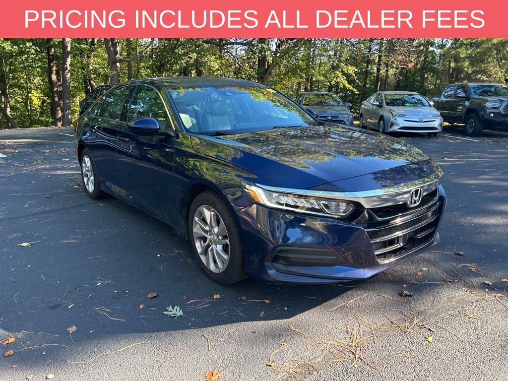 2019 Honda Accord Sedan Base — photo 1 of 14