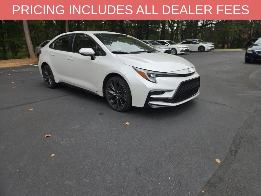 2024 Toyota Corolla Hybrid SE — photo 1 of 13