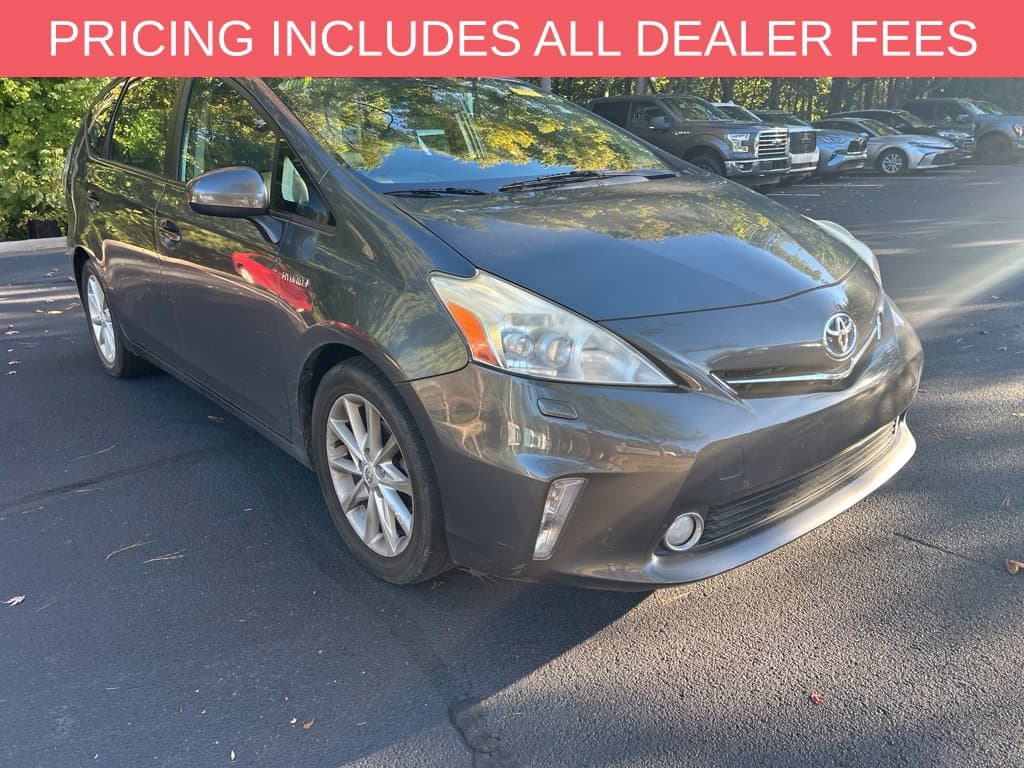 2012 Toyota Prius v Five — photo 1 of 13