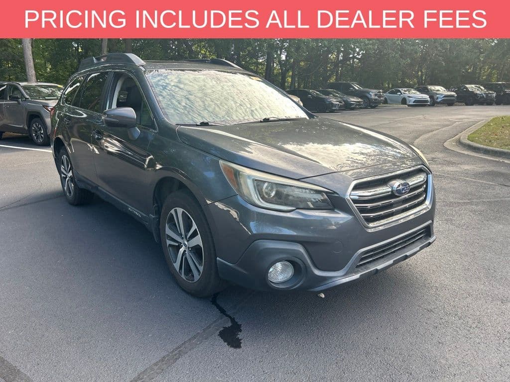 2018 Subaru Outback Base — photo 1 of 16