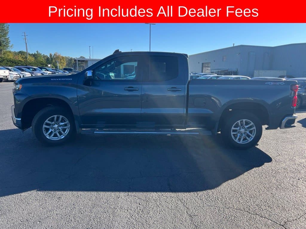 2020 Chevrolet Silverado 1500 LT — photo 1 of 16