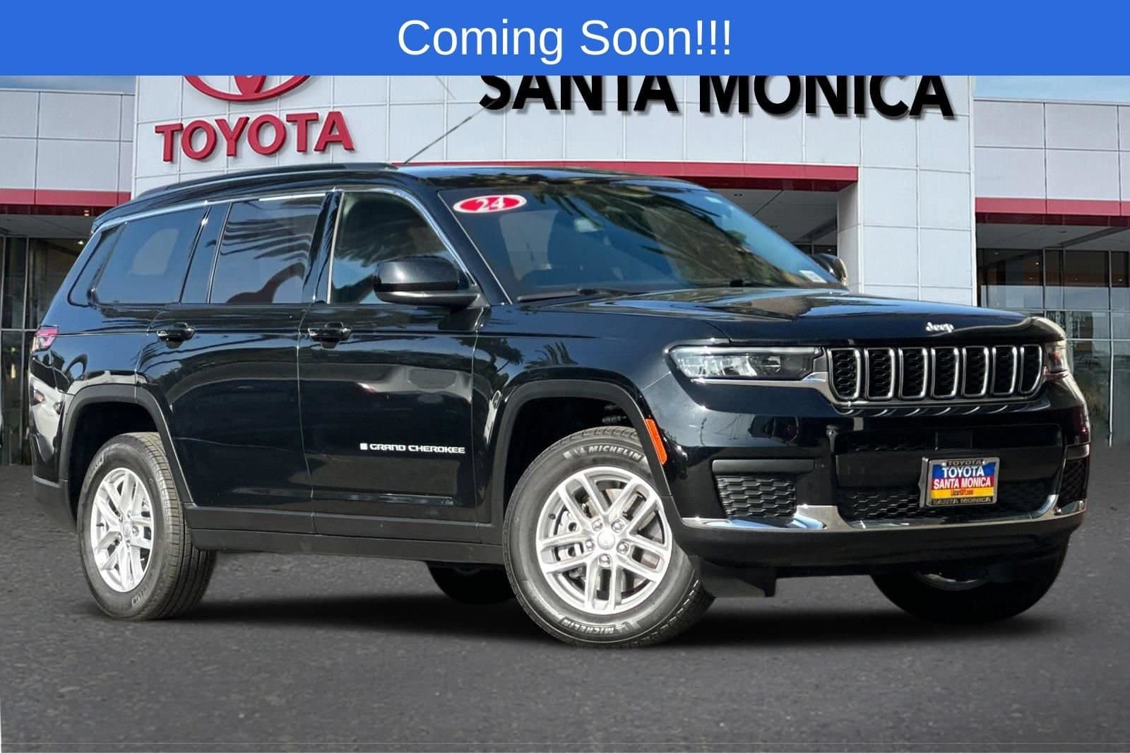 2024 Jeep Grand Cherokee L Laredo — photo 1 of 35