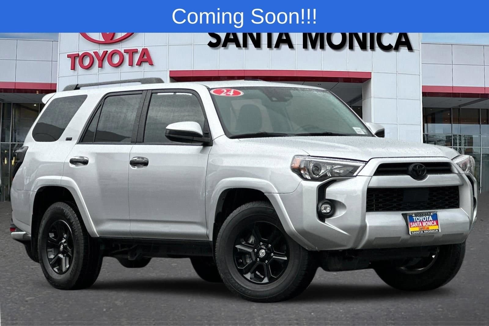 2024 Toyota 4Runner SR5 — photo 1 of 35