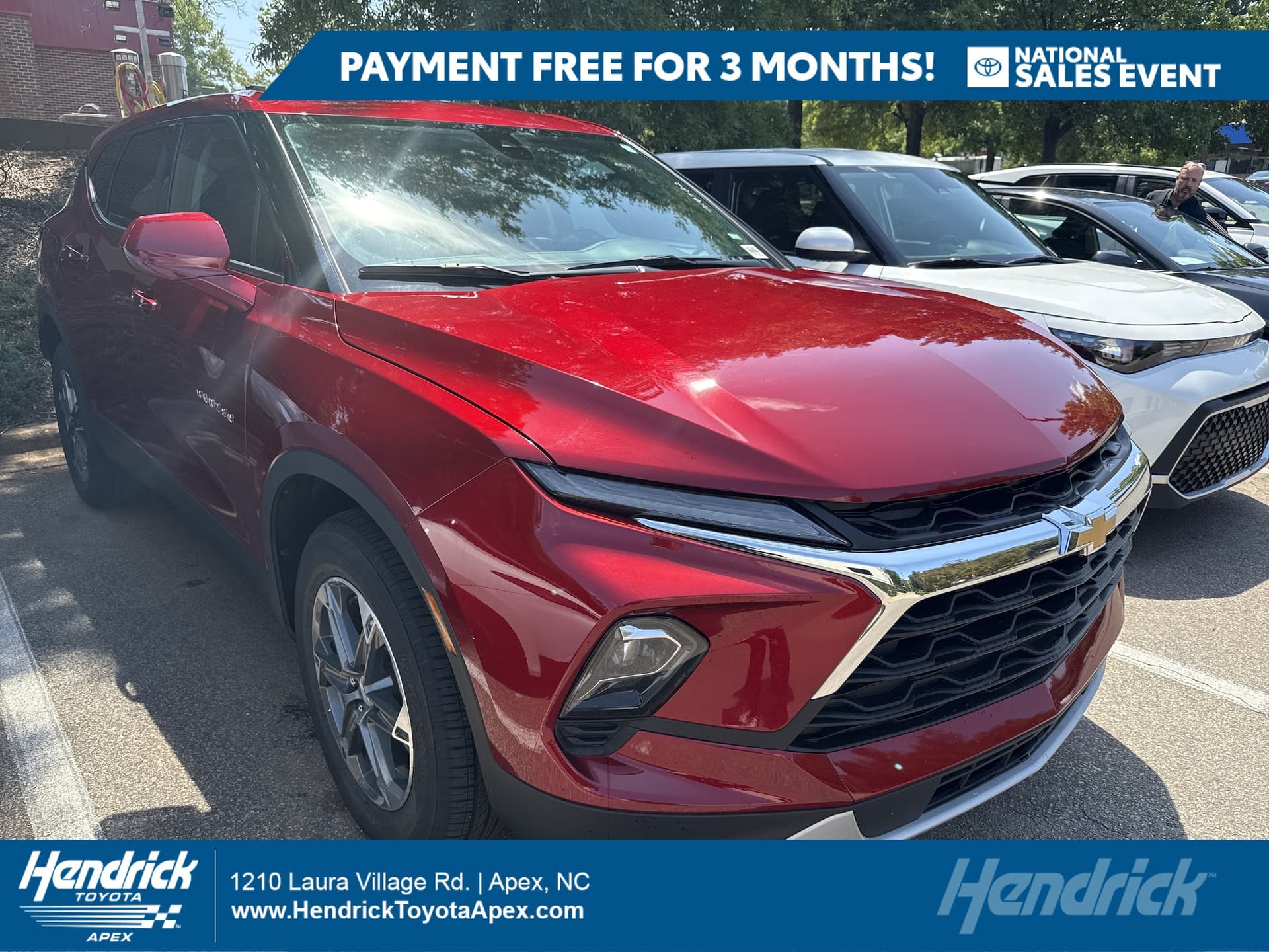 2025 Chevrolet Blazer LT — photo 1 of 10