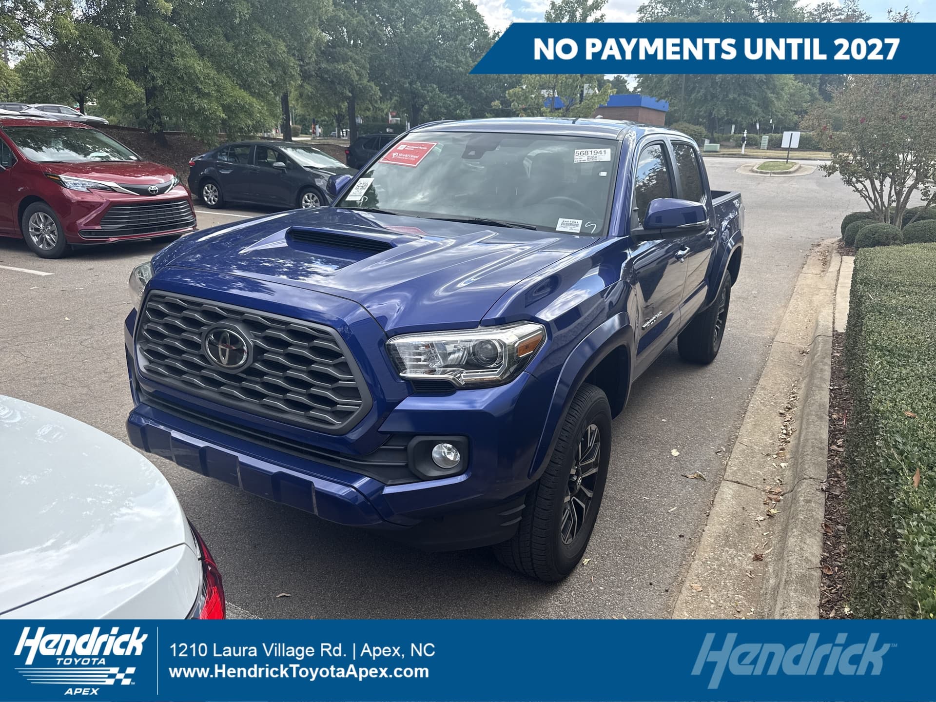2023 Toyota Tacoma 4WD TRD Sport — photo 1 of 12