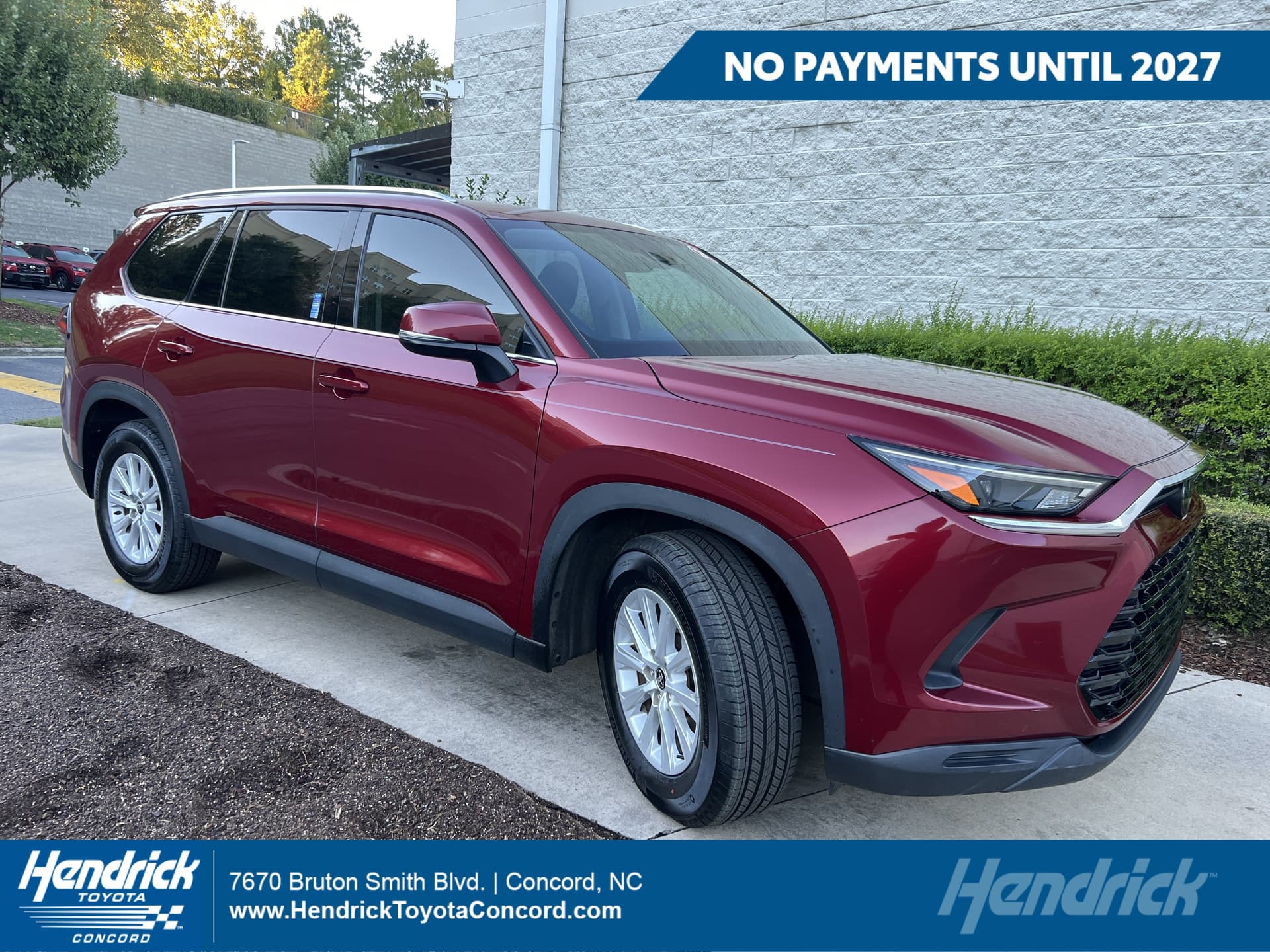 2024 Toyota Grand Highlander XLE — photo 1 of 36