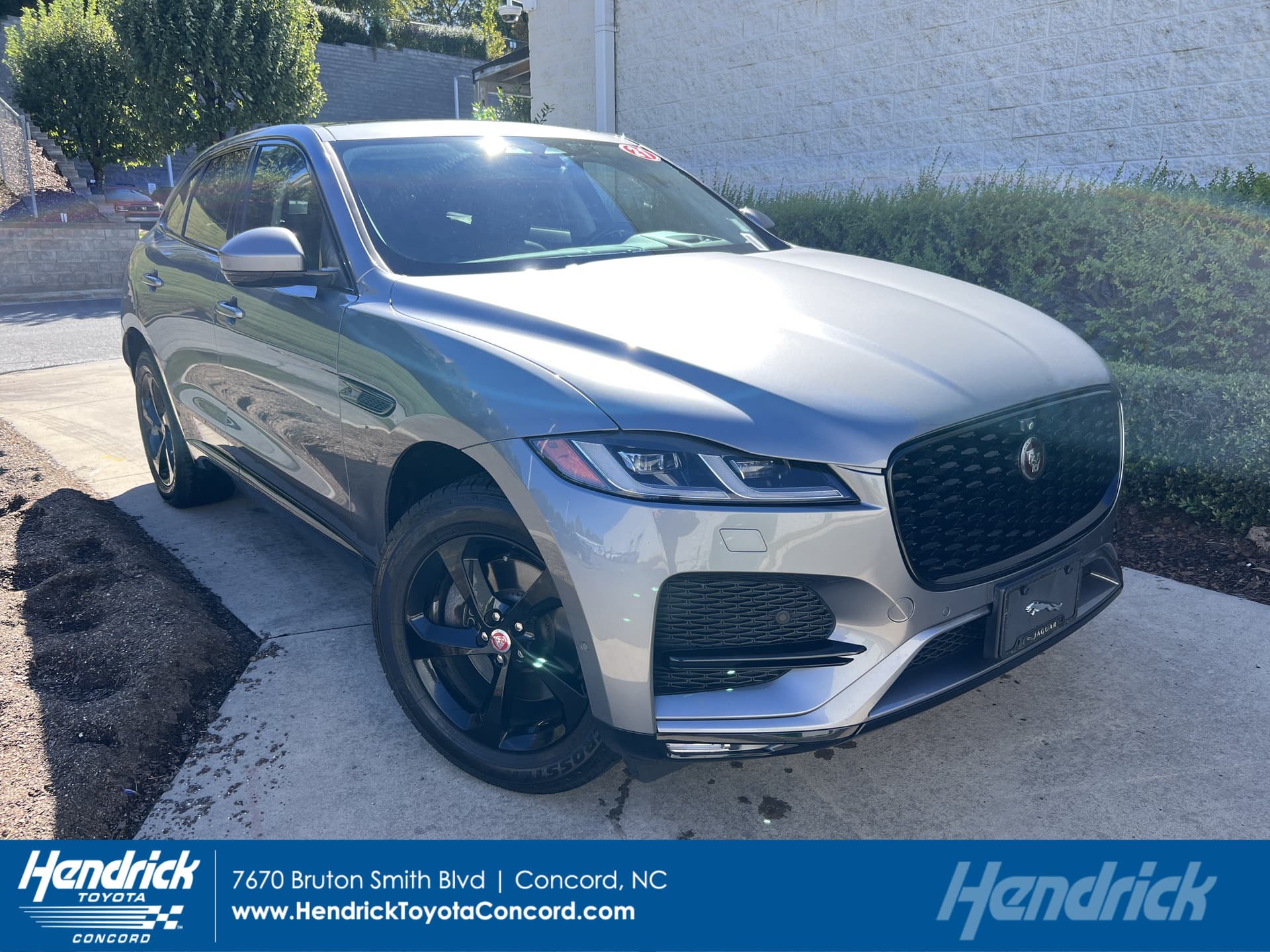 2021 Jaguar F-PACE S — photo 1 of 36