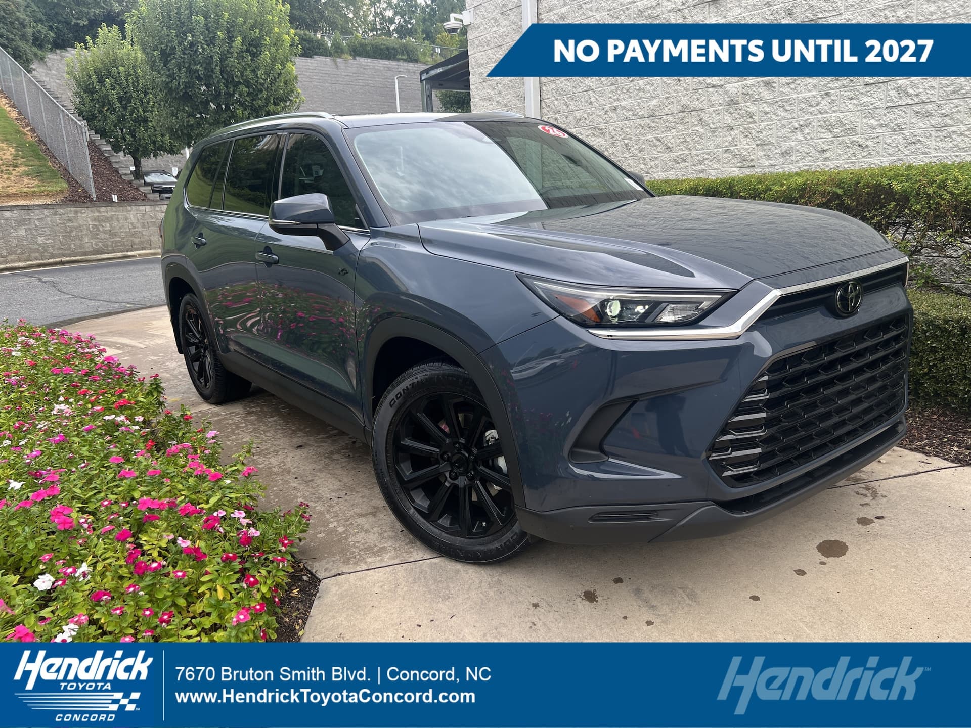 2026 Toyota Grand Highlander XLE — photo 1 of 35